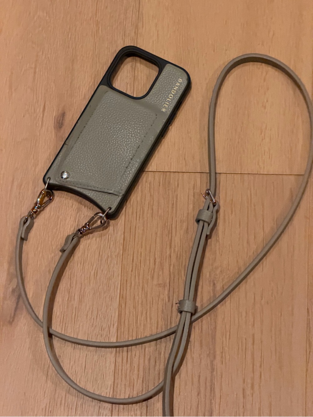 Bandolier Olive Leather Phone Case with Card Slot and Lanyard Ring